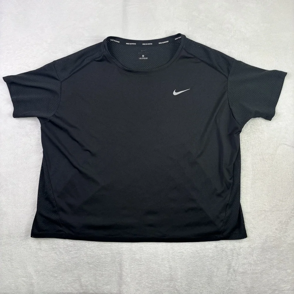 Nike Dri-FIt Running Black Short Sleeve Activewear Athletic Shirt Women's 2X